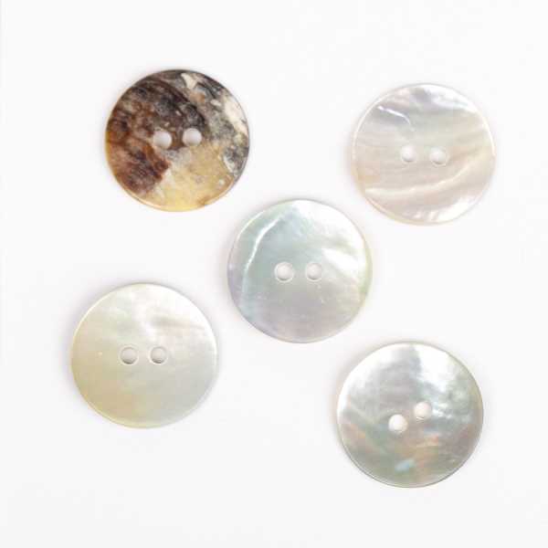 copy of DROPS Buttons - Duffle no. 520
